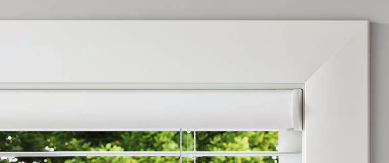 Macro Valance
Partially Recessed