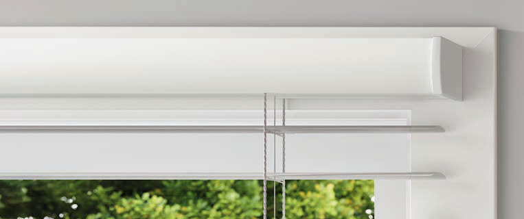 Macro Valance
Outside Mount