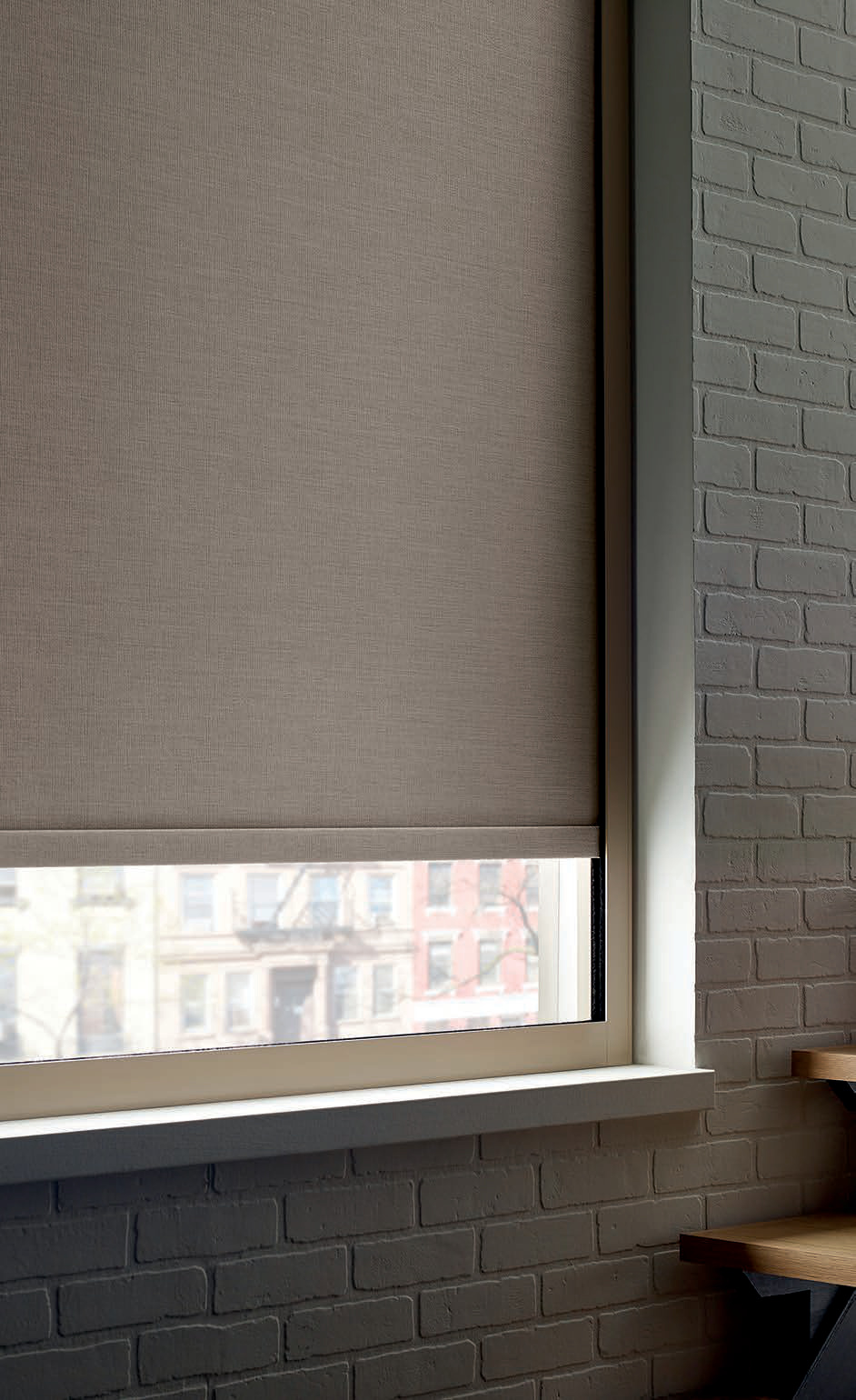 Fabric Cape Town    Color Crushed Pearl
Operating System PowerView® Automation    Deck 6