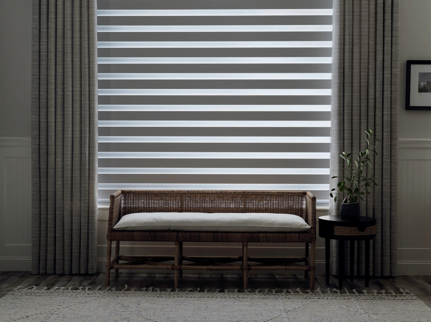 Light-Dimming Fabric Bands