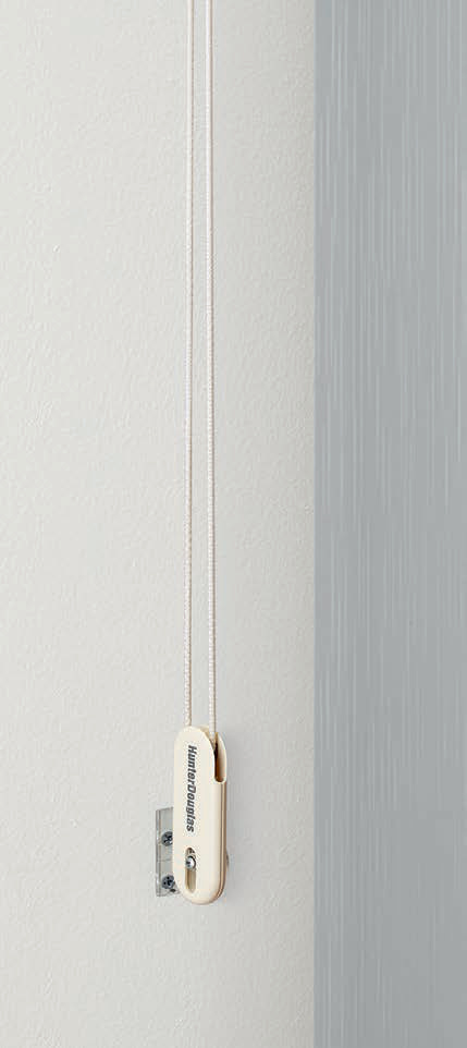 Enhanced Safety
Universal Cord Tensioner